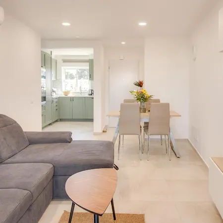 Renovated 2bd Ac Wi-fi Pool 350m *