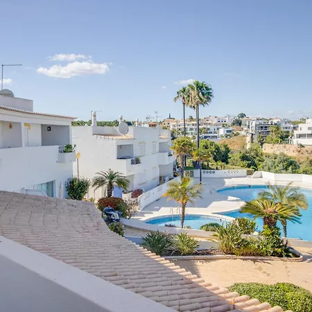 Renovated 2bd Ac Wi-fi Pool 350m Porches (Algarve)